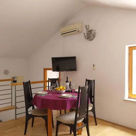 Miodrag Apartmán Zadar